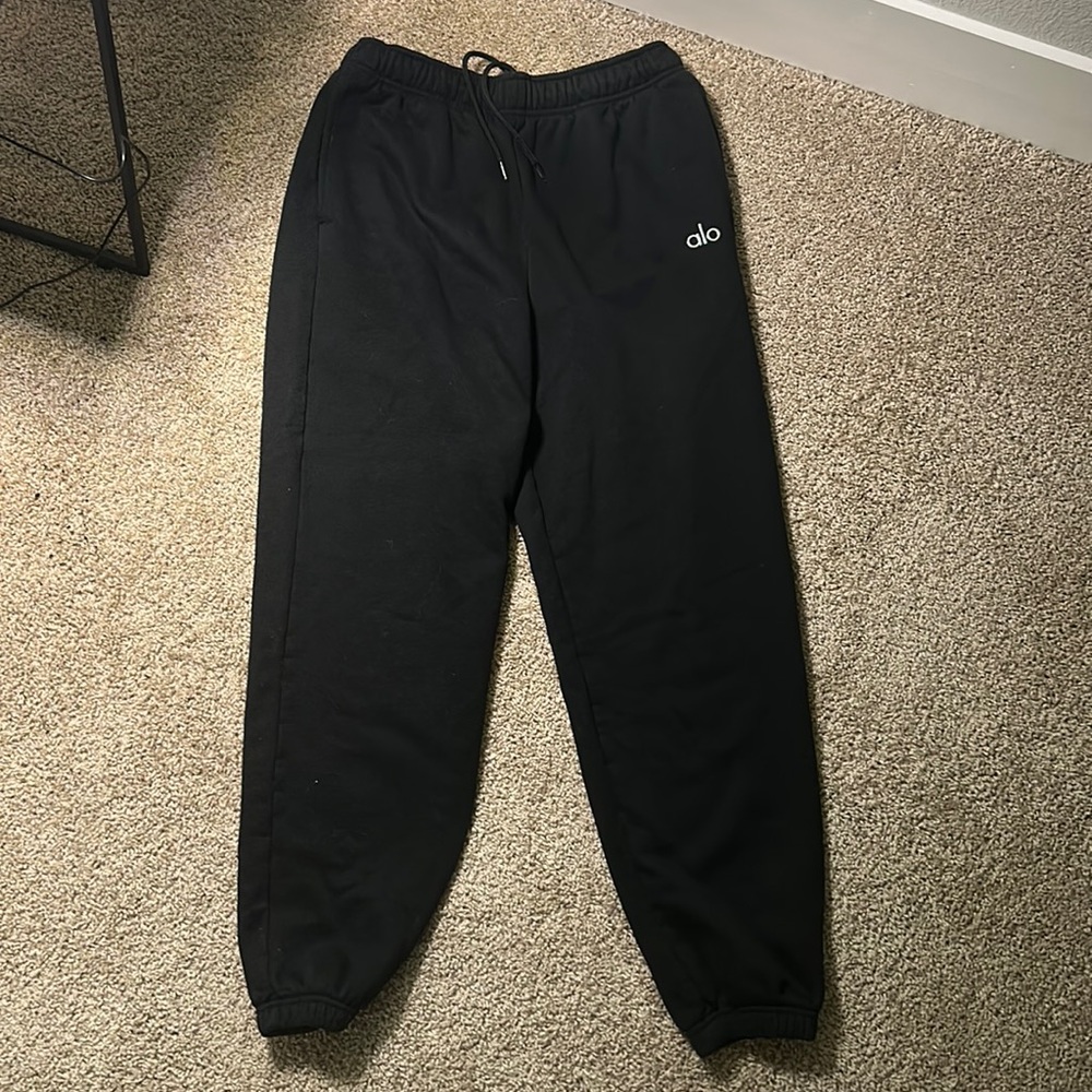 Alo yoga black jogger sweatpants size M